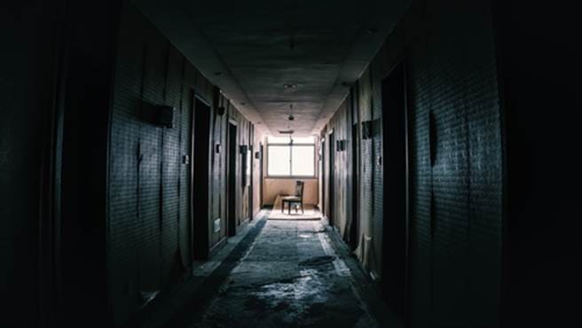 請鬼容易送鬼難 請鬼容易送鬼難